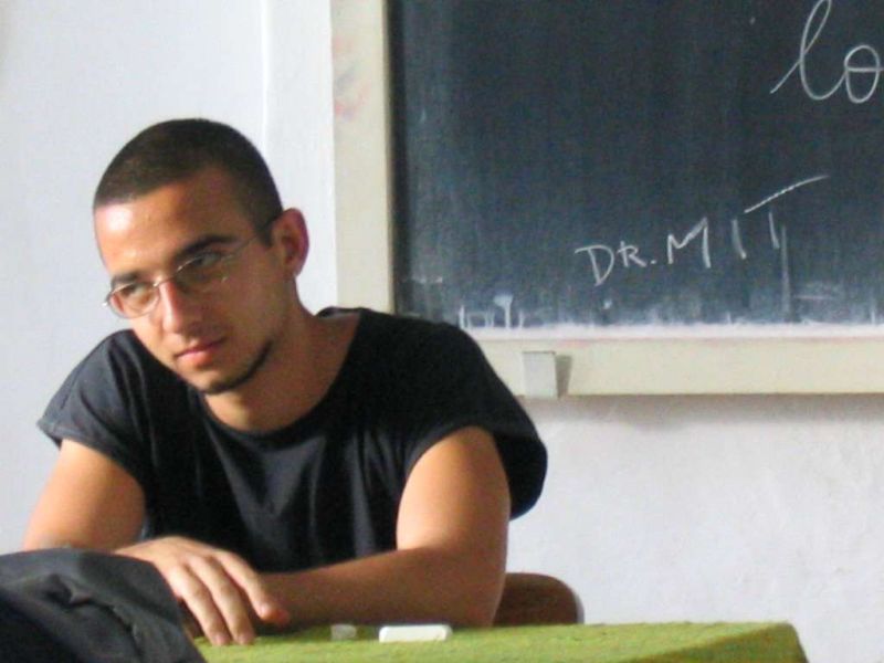 Dr[1][1].MIT.JPG